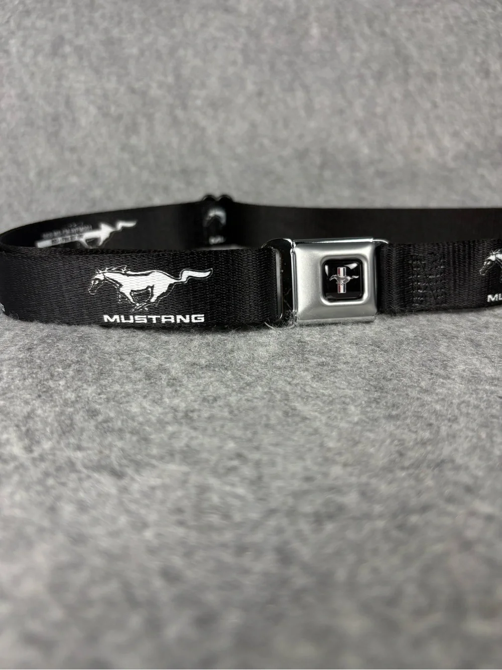 Mustang ford buckle